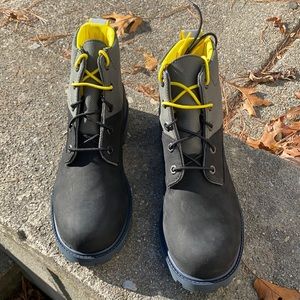 Timberland 6in Black Nubuck Treadlight size 7